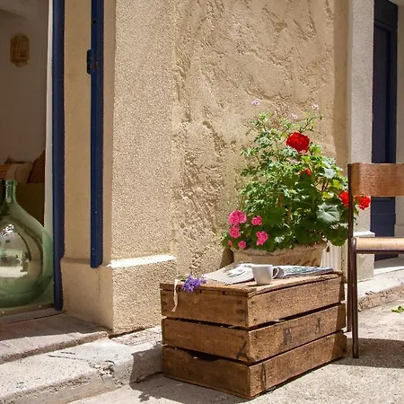 Vieil Antibes, De Sable, Avec Parking Daire