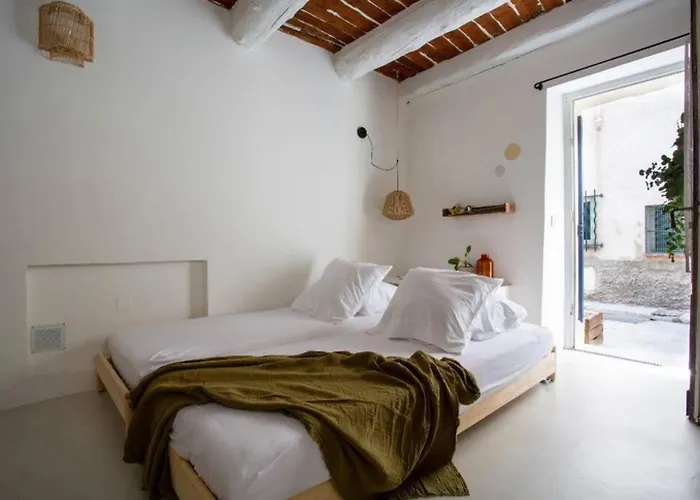 Appartamento Vieil Antibes, De Sable, Avec Parking