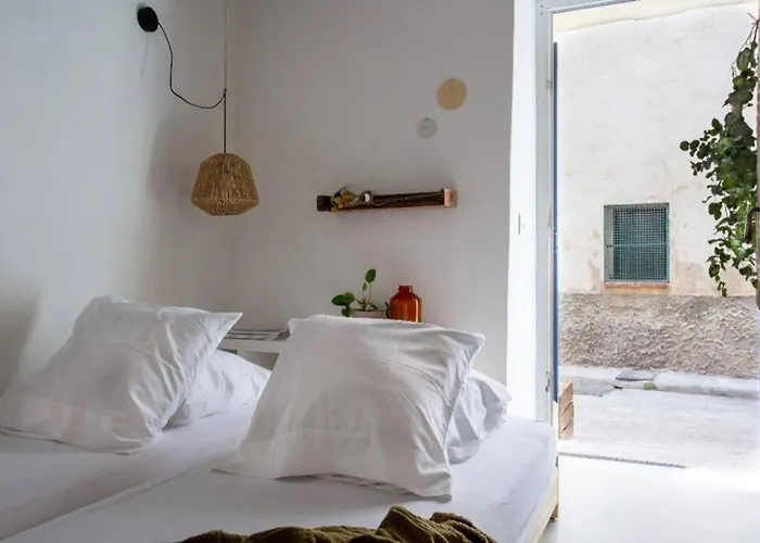 Appartamento Vieil Antibes, De Sable, Avec Parking *